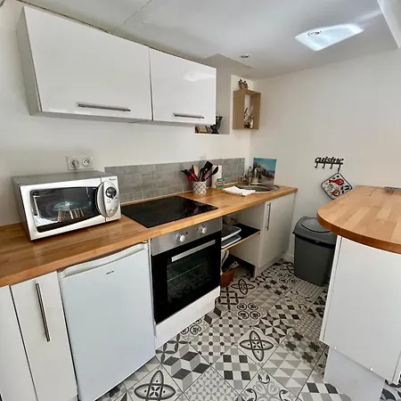 Holiday home Charmante Maison Au Coeur De *